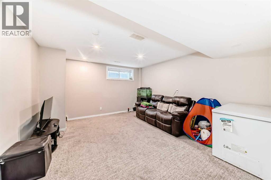 Single Family House for Sale in  SADDLEBROOK Place NE Saddle Ridge Calgary 