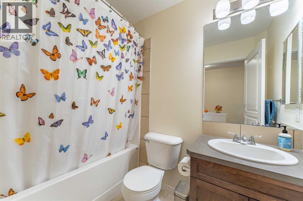 Single Family House for Sale in  Auburn Bay Link SE Auburn Bay Calgary 