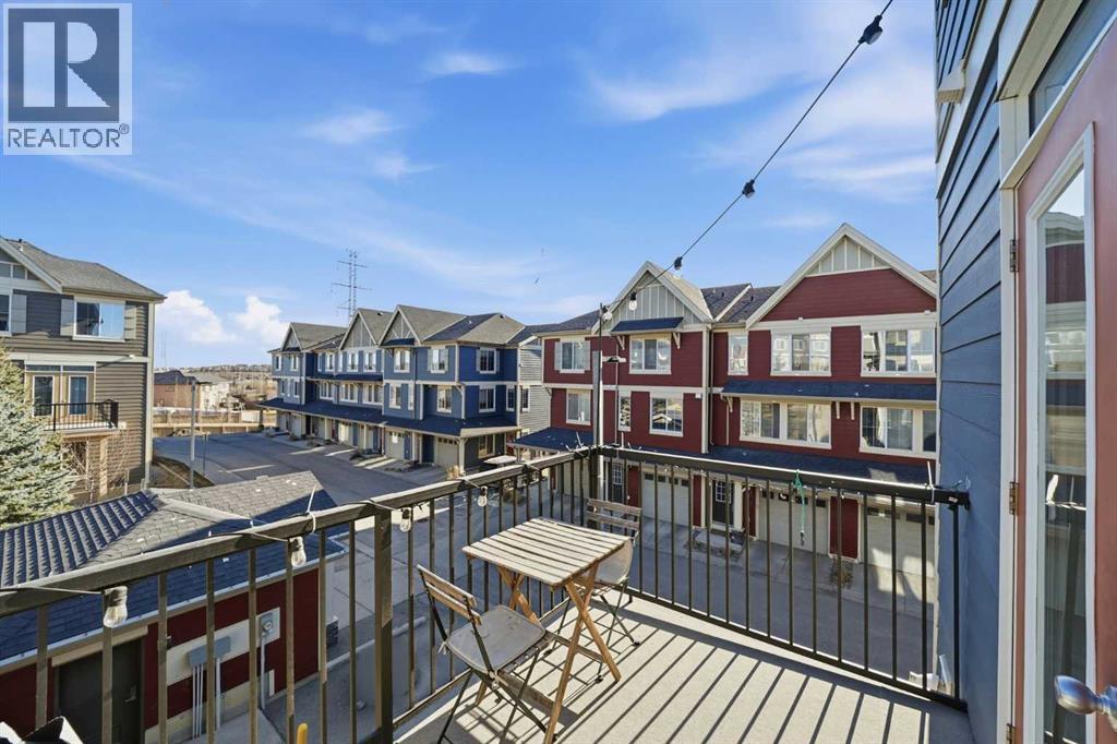 Single Family House for Sale in  Evansview Gardens NW Evanston Calgary 