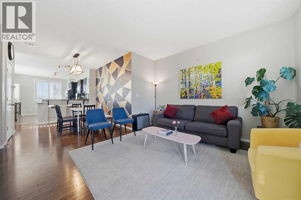 Single Family House for Sale in  Evansview Gardens NW Evanston Calgary 