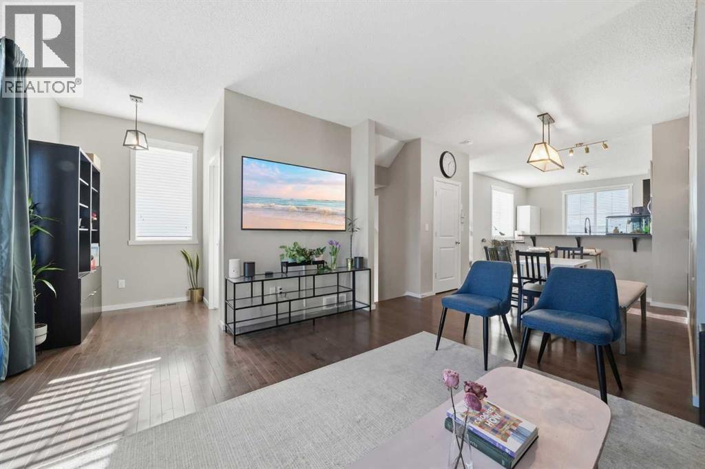 Single Family House for Sale in  Evansview Gardens NW Evanston Calgary 