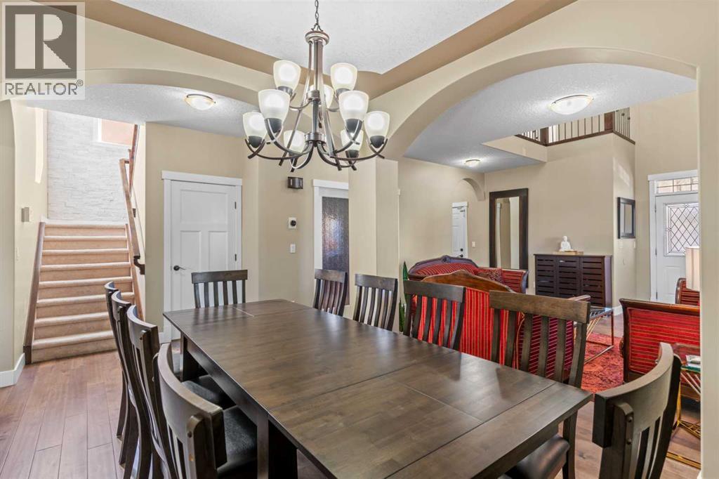 Single Family House for Sale in  Sherwood Boulevard NW Sherwood Calgary 