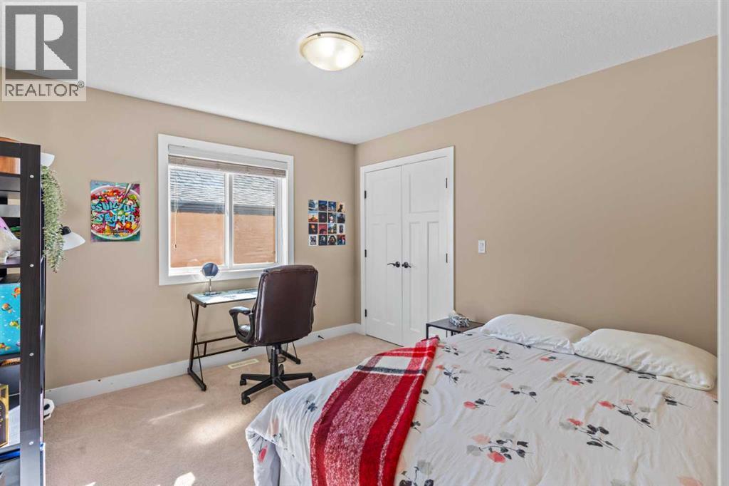 Single Family House for Sale in  Sherwood Boulevard NW Sherwood Calgary 