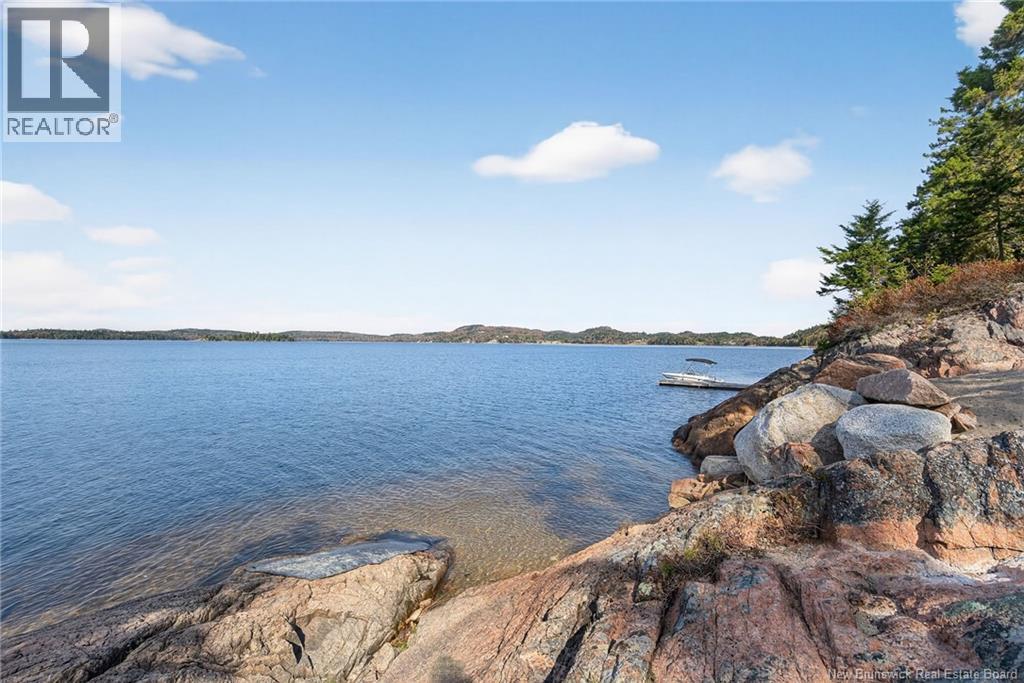 61 Bluff Road - 36