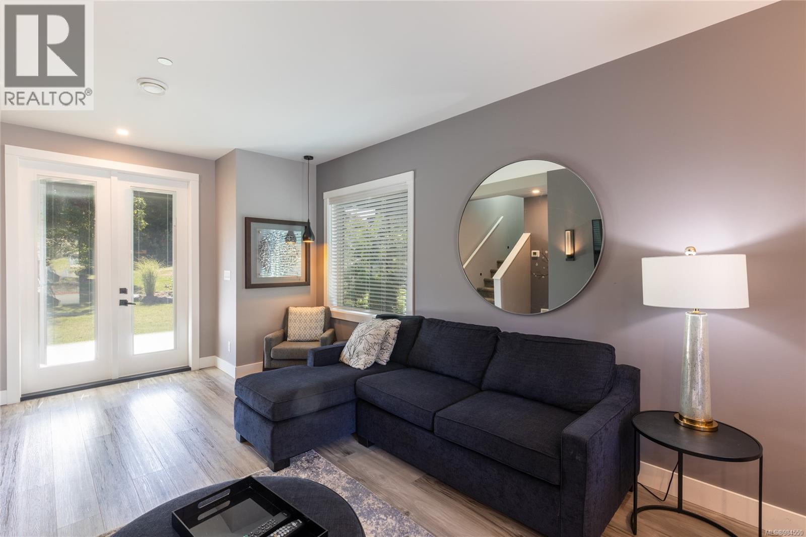 3 1175 Resort Dr, Parksville