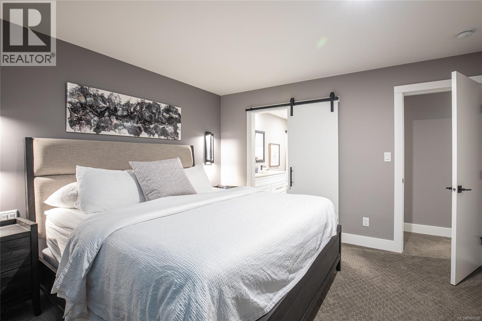 3 1175 Resort Dr, Parksville