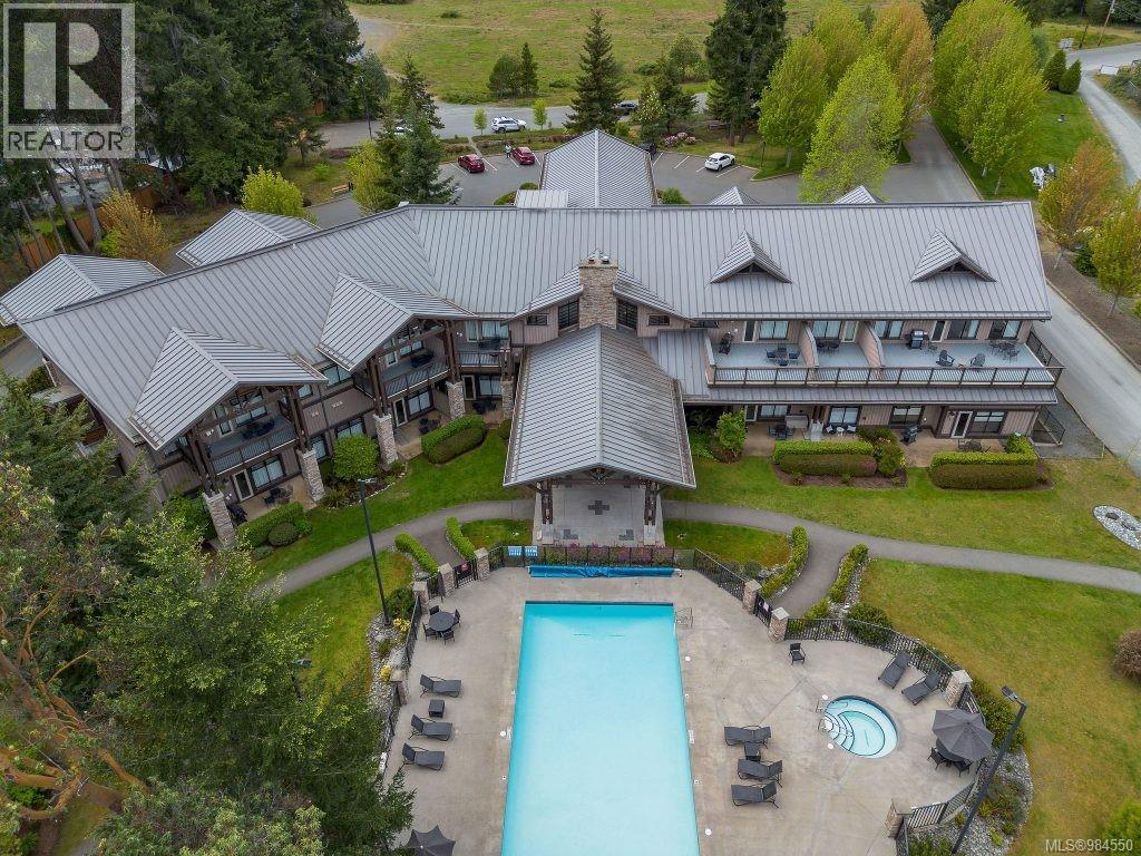 3 1175 Resort Dr, Parksville