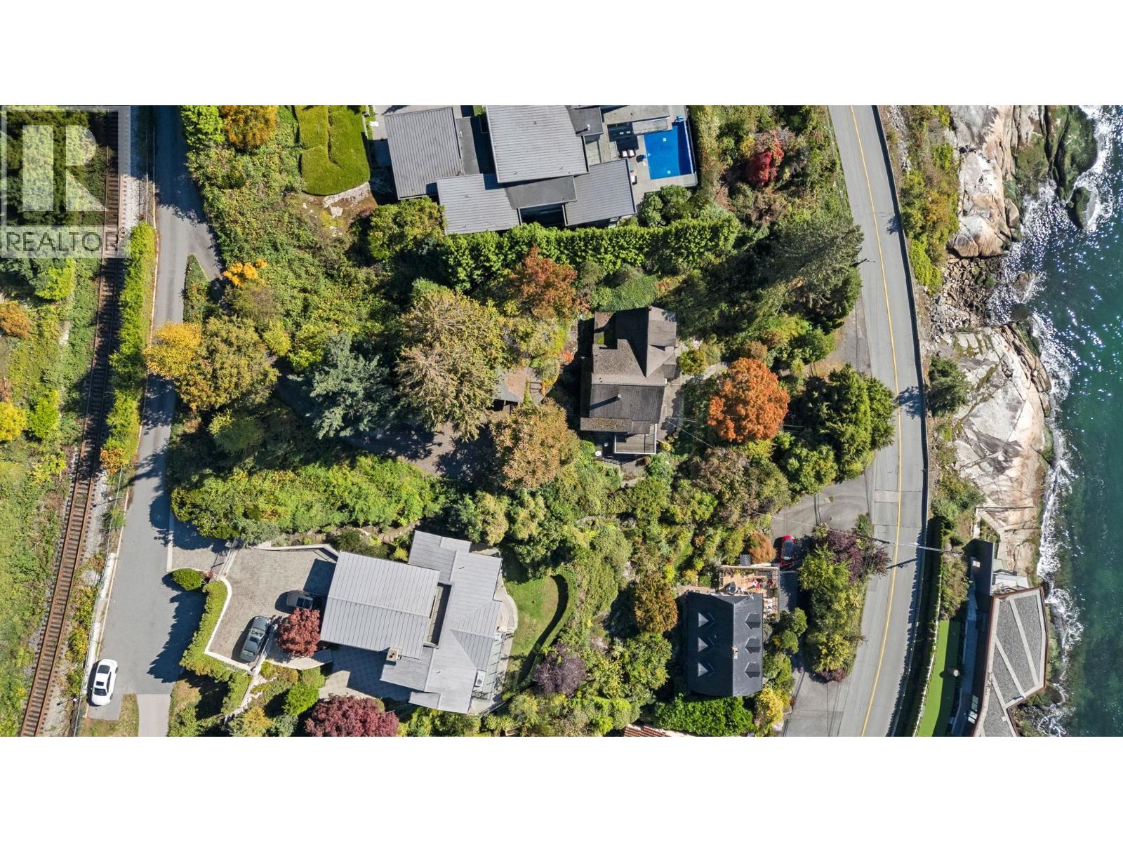 3721 SUNSET LANE, West Vancouver