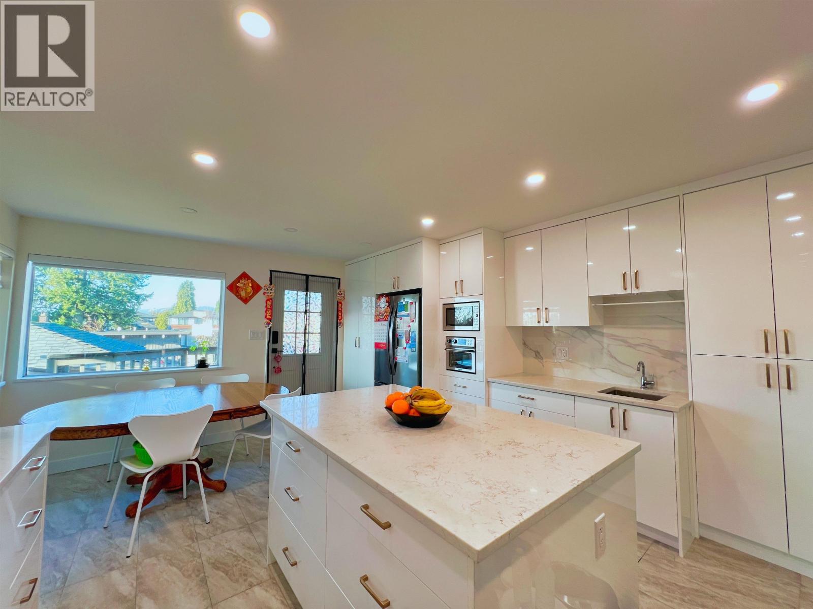 131 RICKMAN PLACE, New Westminster