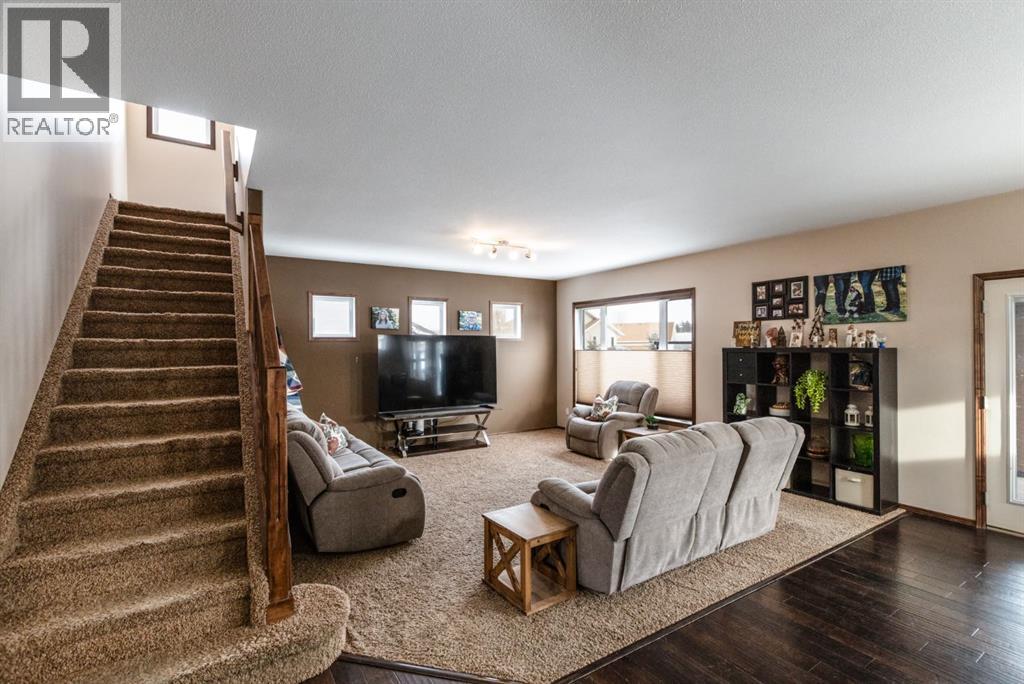 4828 55 Boulevard Close, Innisfail