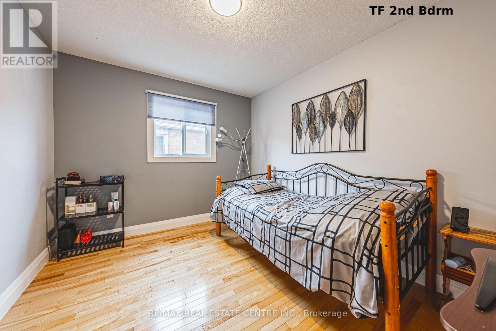 4322 WATERFORD CRESCENT - 26