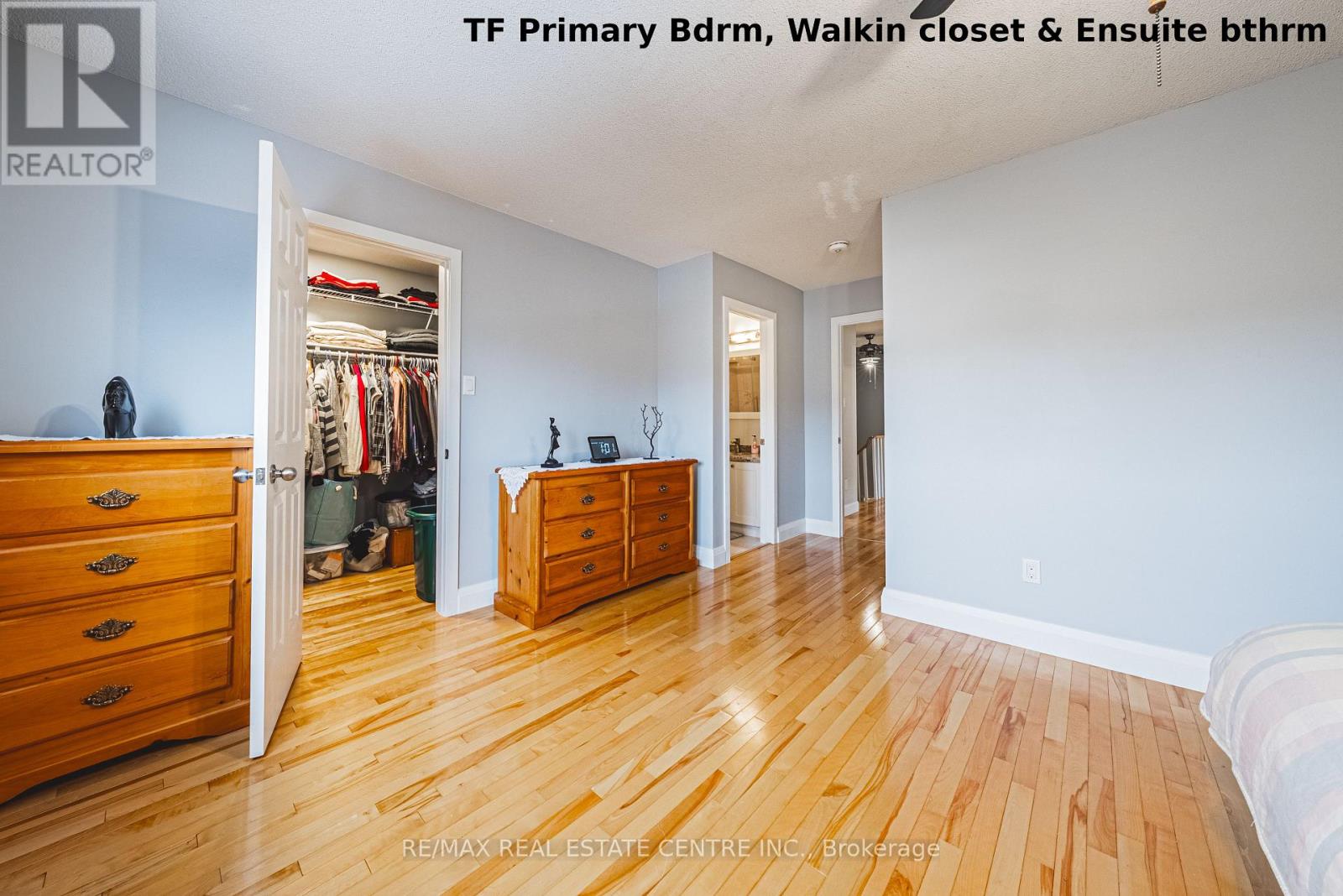 4322 WATERFORD CRESCENT - 23