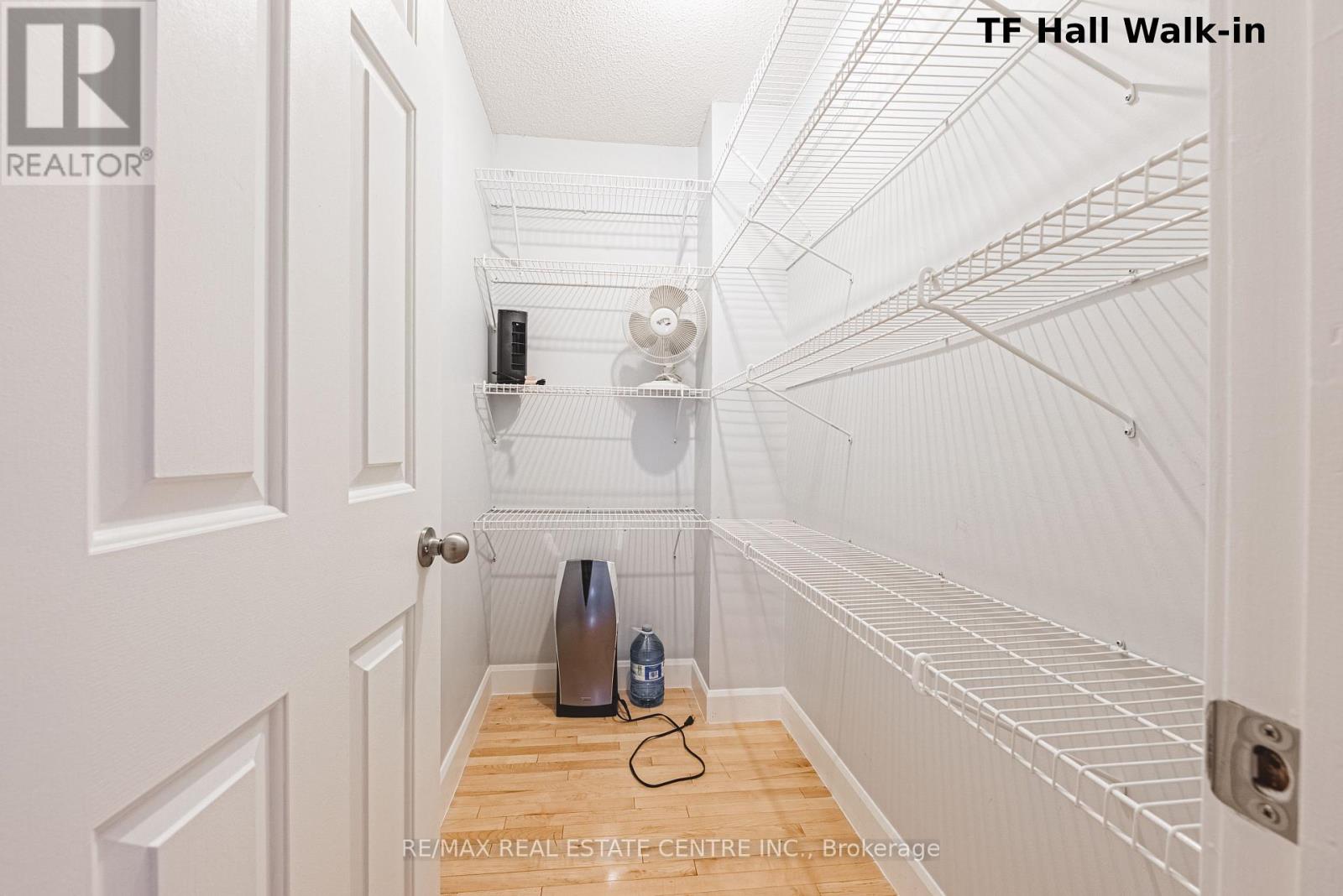 4322 WATERFORD CRESCENT - 21