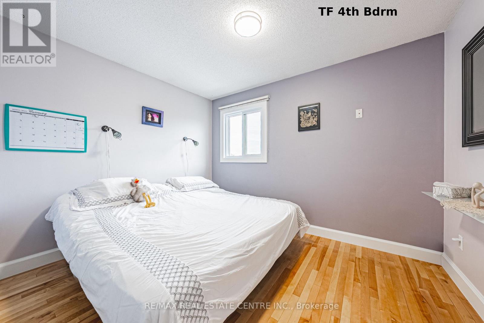 4322 WATERFORD CRESCENT - 32