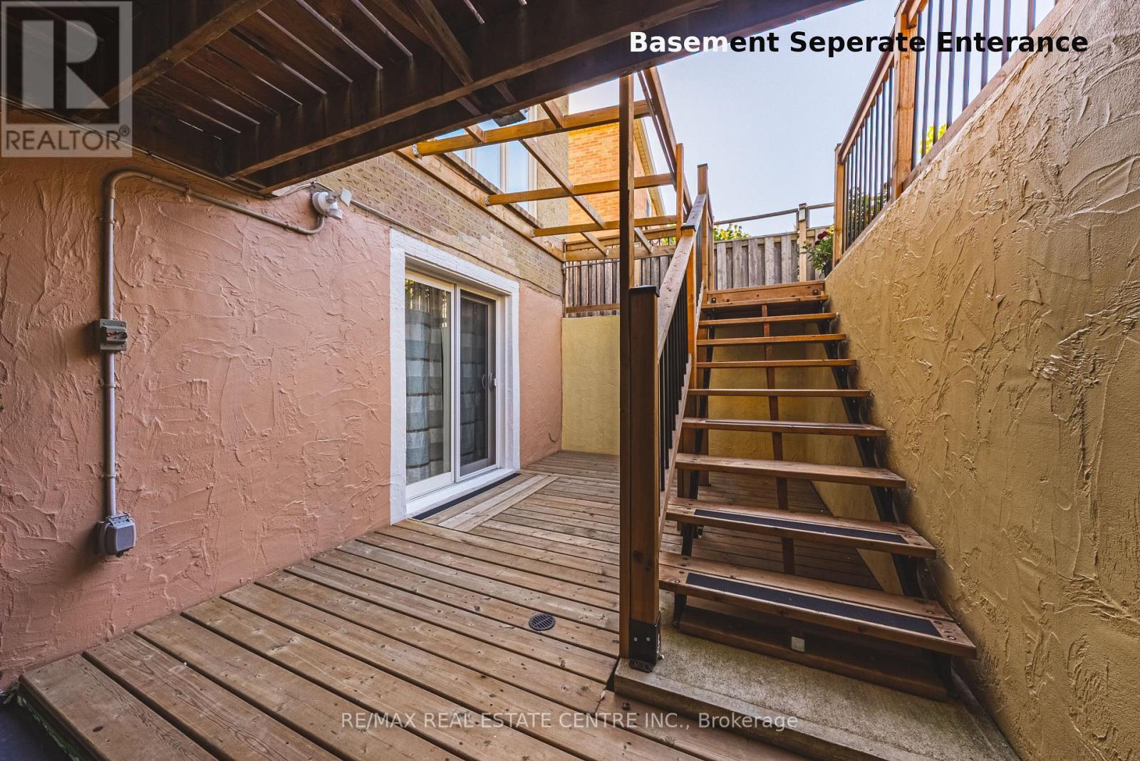 4322 WATERFORD CRESCENT - 44