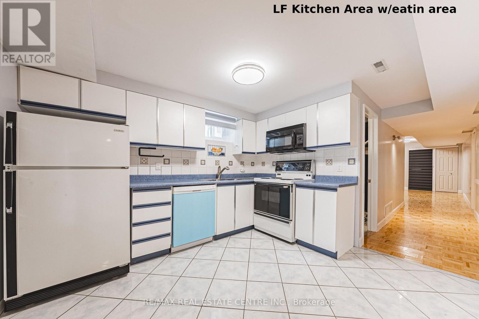 4322 WATERFORD CRESCENT - 40