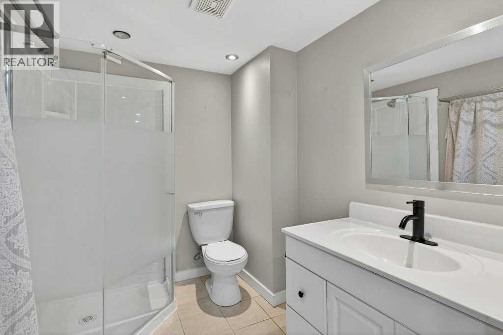 Single Family House for Sale in   Avenue SE Deer Run Calgary 