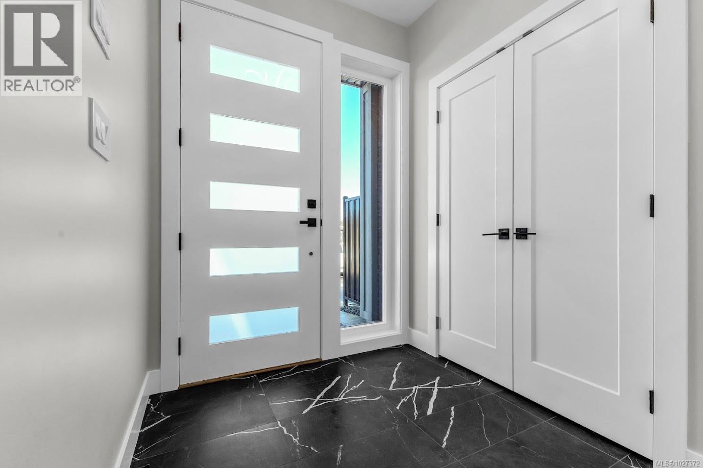 3198 Woodrush Dr, Duncan