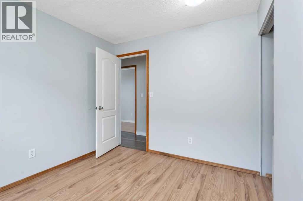 9 Cardinal Avenue, Red Deer