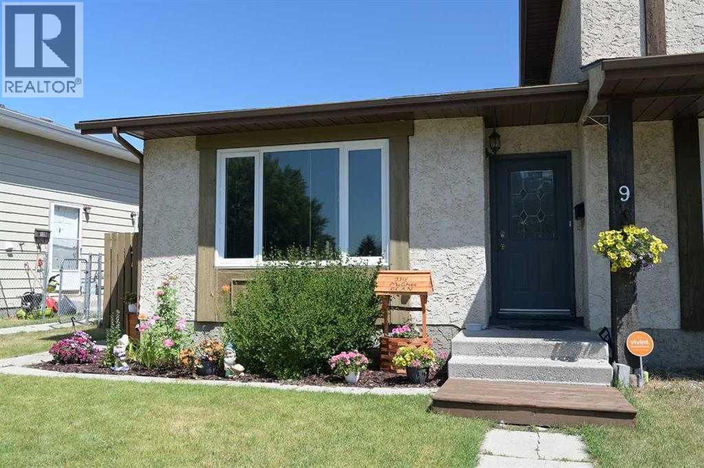 9 Cardinal Avenue, Red Deer