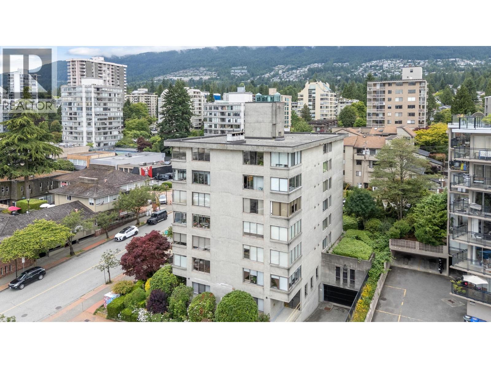 101A 460 14TH STREET, West Vancouver