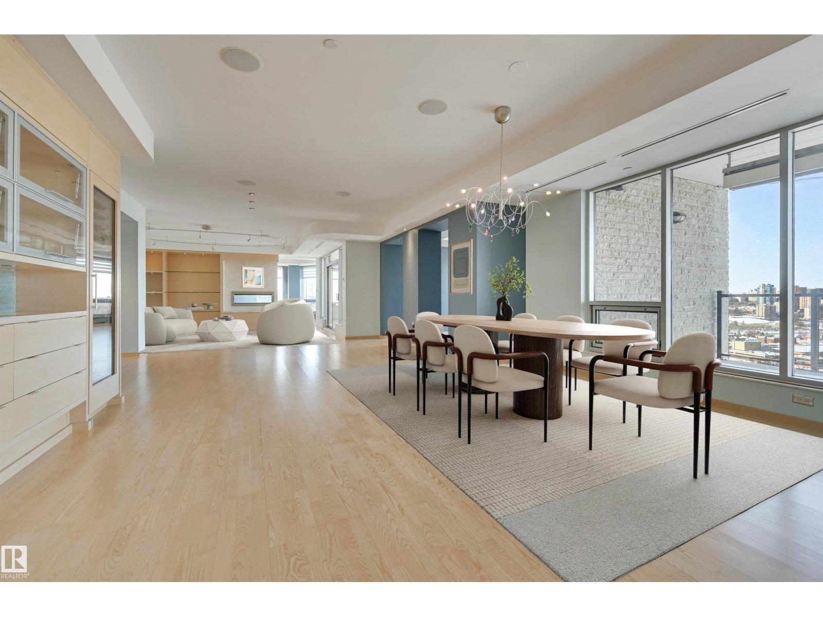 #901 10035 SASKATCHEWAN DR NW, Edmonton