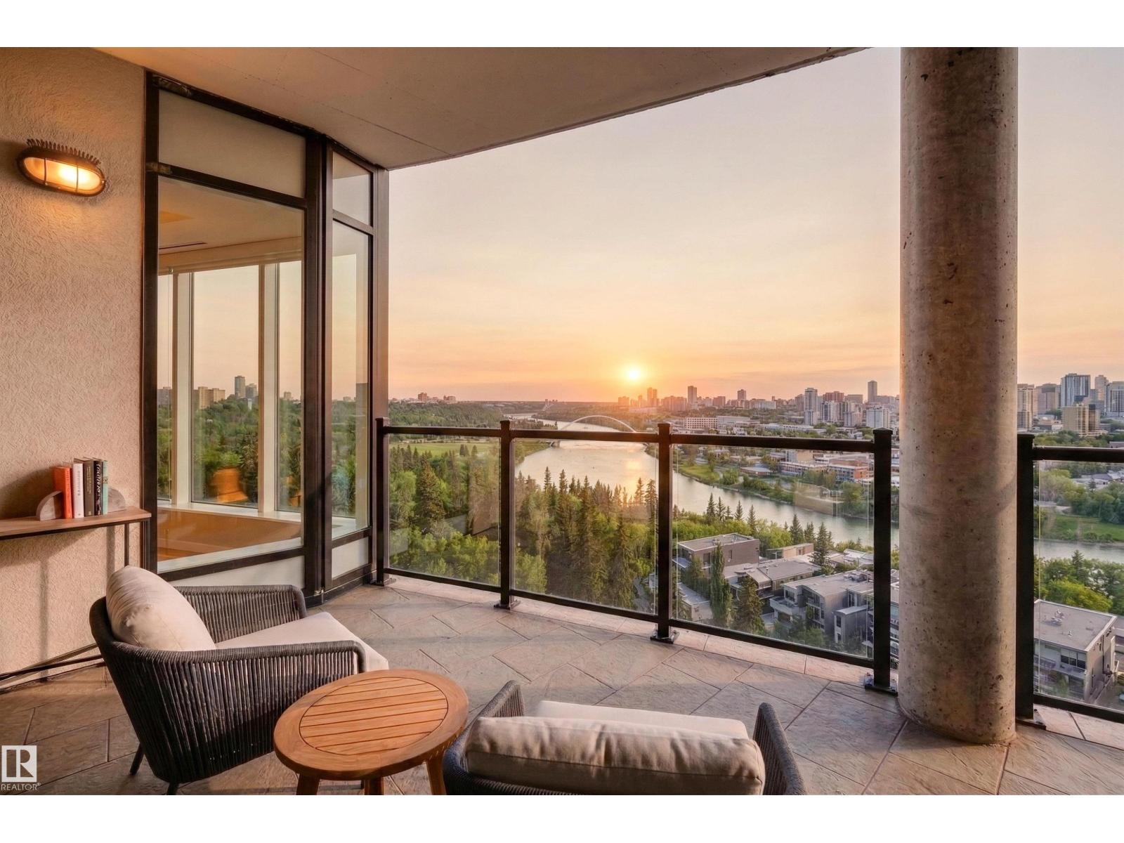 #901 10035 SASKATCHEWAN DR NW, Edmonton