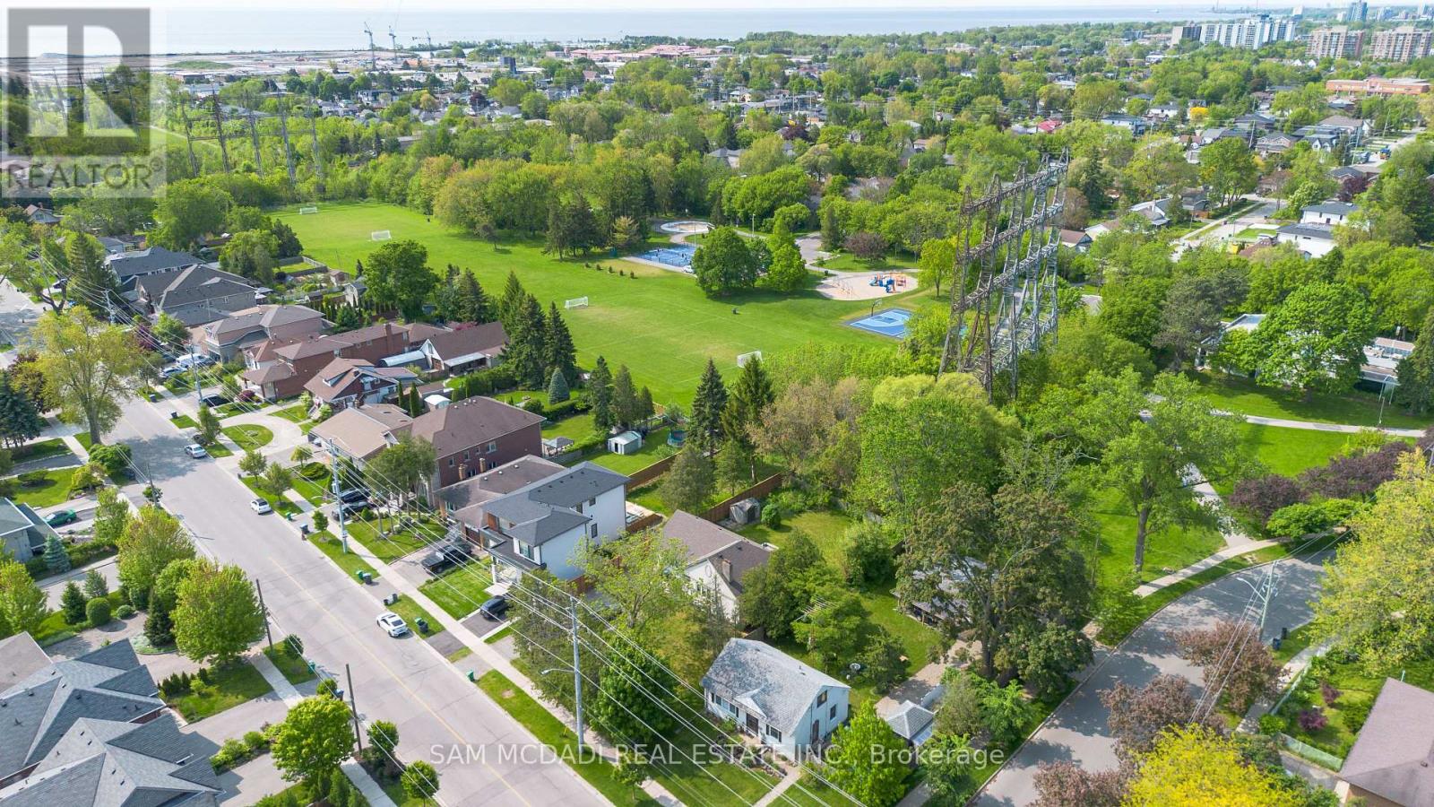 1228 HAIG BOULEVARD - 16