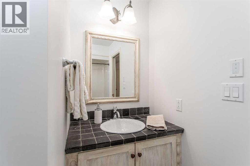 27111 Highway 597, Rural Lacombe County