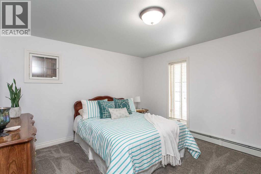 27111 Highway 597, Rural Lacombe County