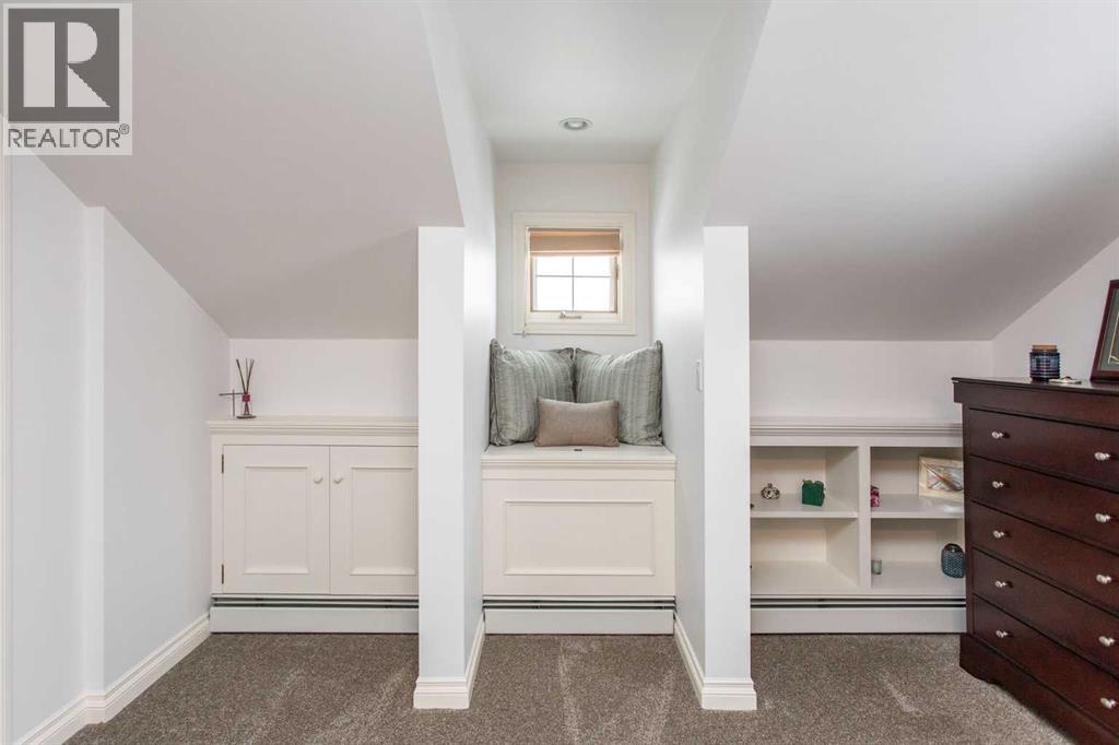 27111 Highway 597, Rural Lacombe County