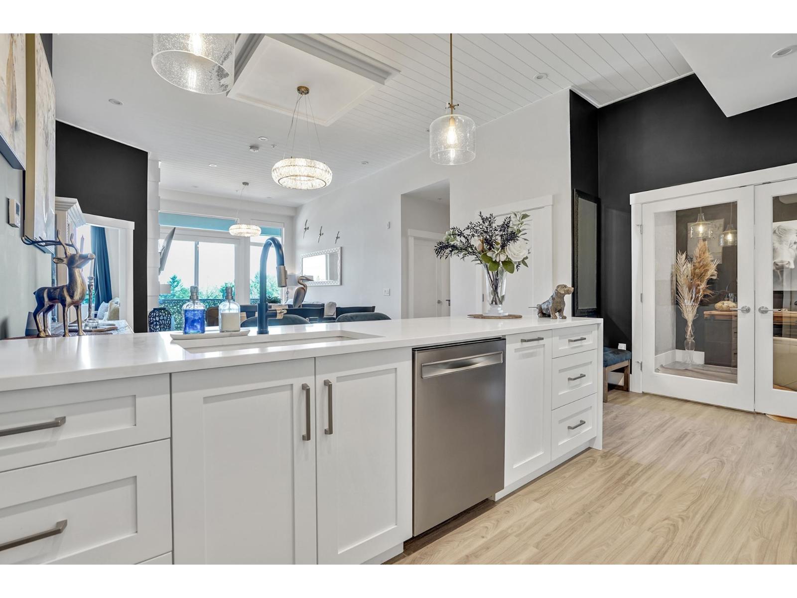 507 45745 WATSON ROAD, Sardis South, Chilliwack