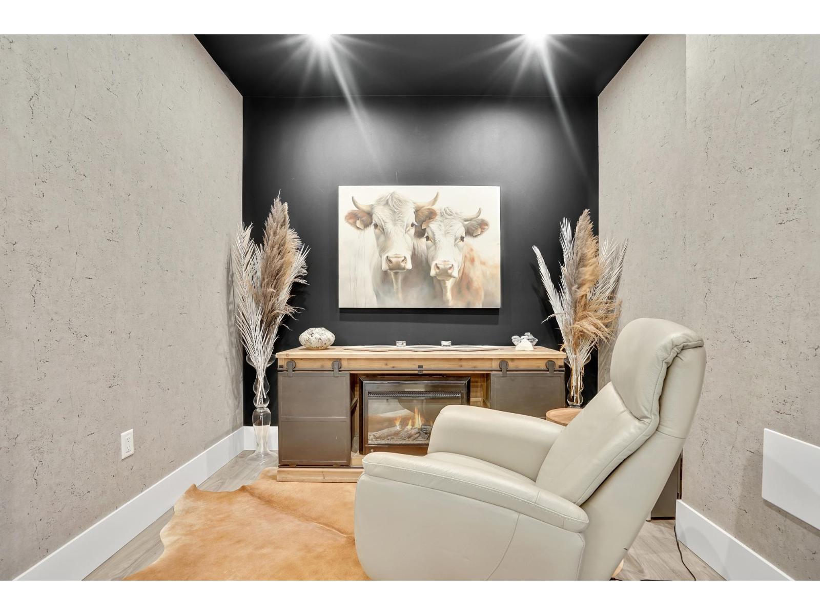 507 45745 WATSON ROAD, Sardis South, Chilliwack