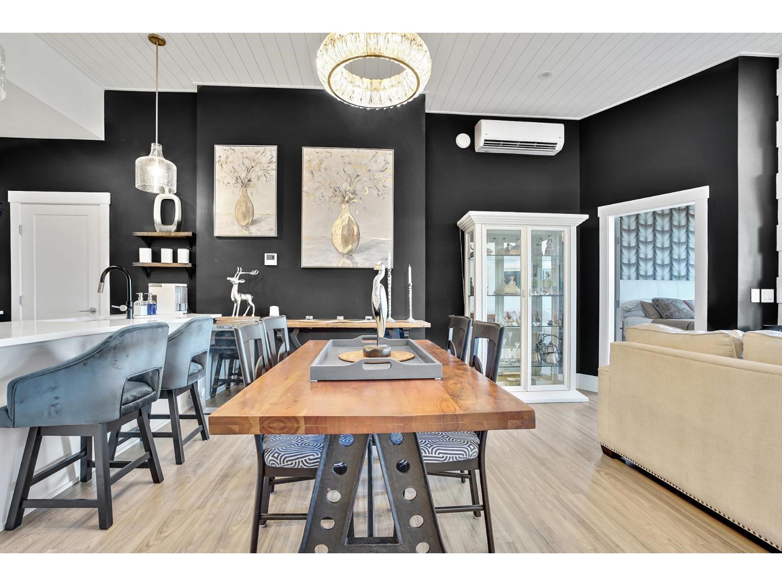 507 45745 WATSON ROAD, Sardis South, Chilliwack