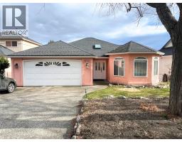  573 Spruceview Place North, Kelowna