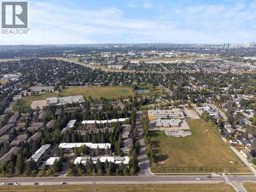 Single Family House for Sale in    Avenue SW Lakeview Calgary 