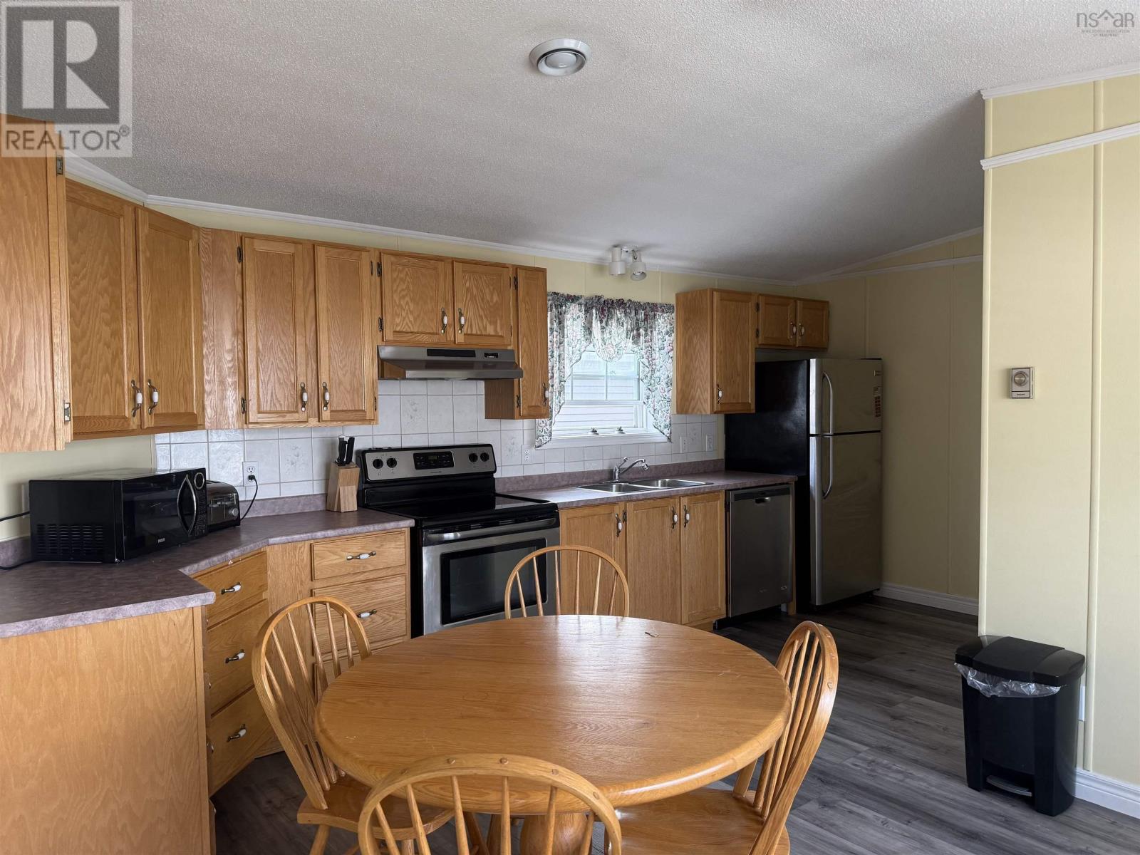 47 Park Boulevard - Photo 5 of 19, Lower South River, Nova Scotia