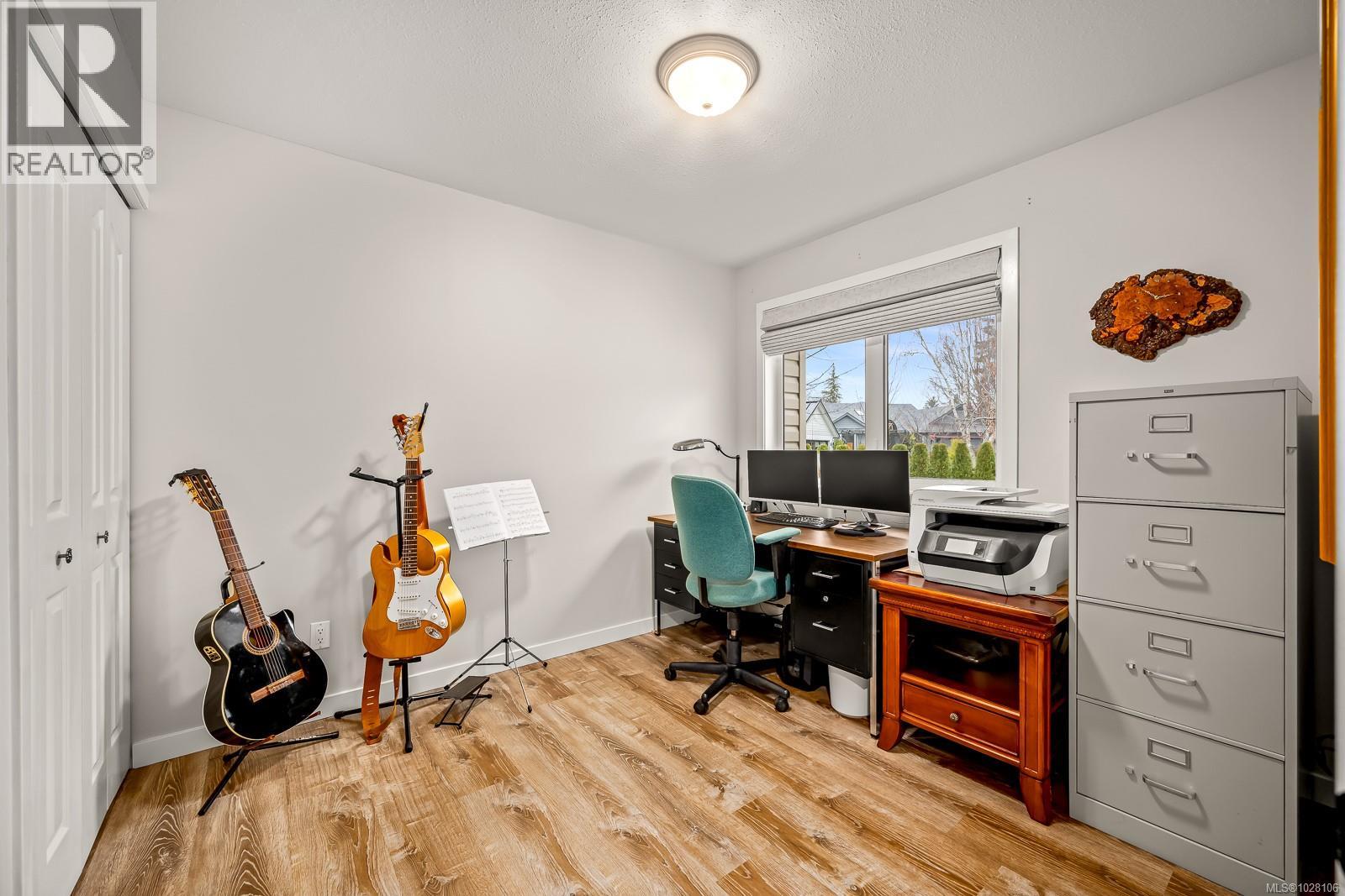 1310 PHEASANT PL - 38