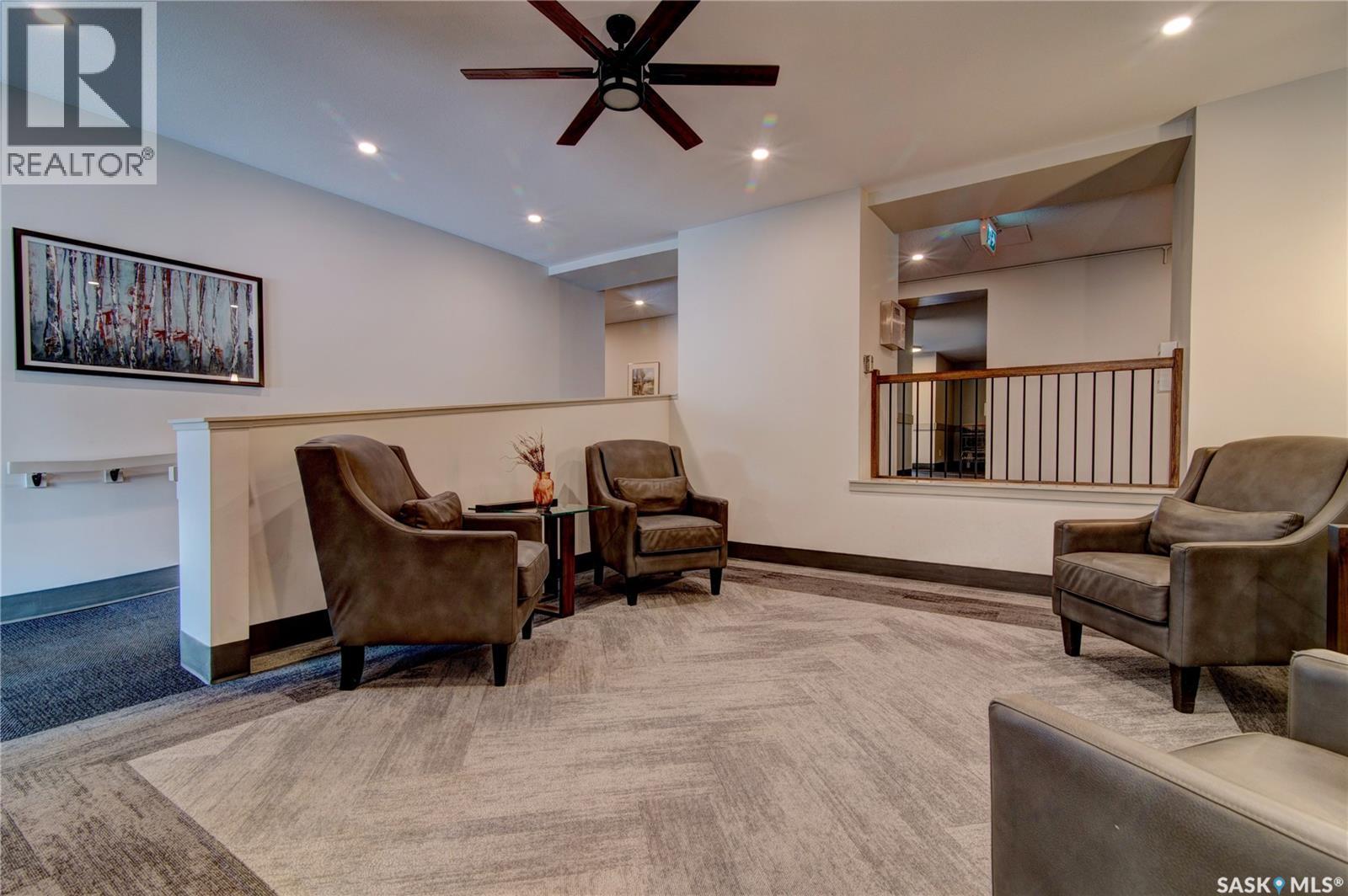 Single Family House High rise for Sale in   Rae STREET Regina 