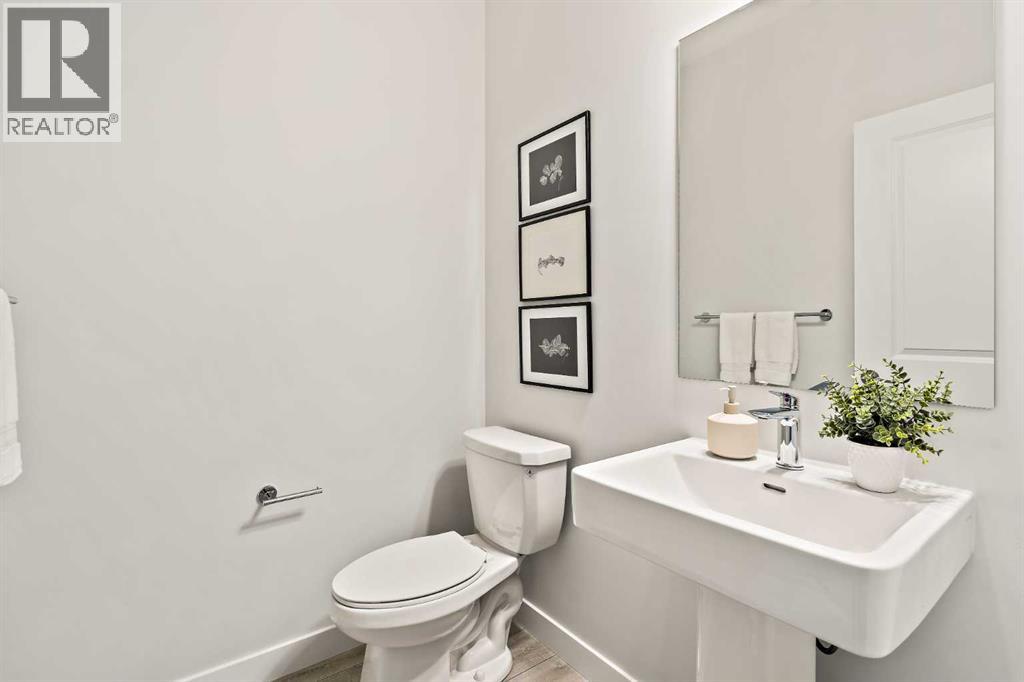 Single Family House for Sale in  Creekstone Circle SW Pine Creek Calgary 