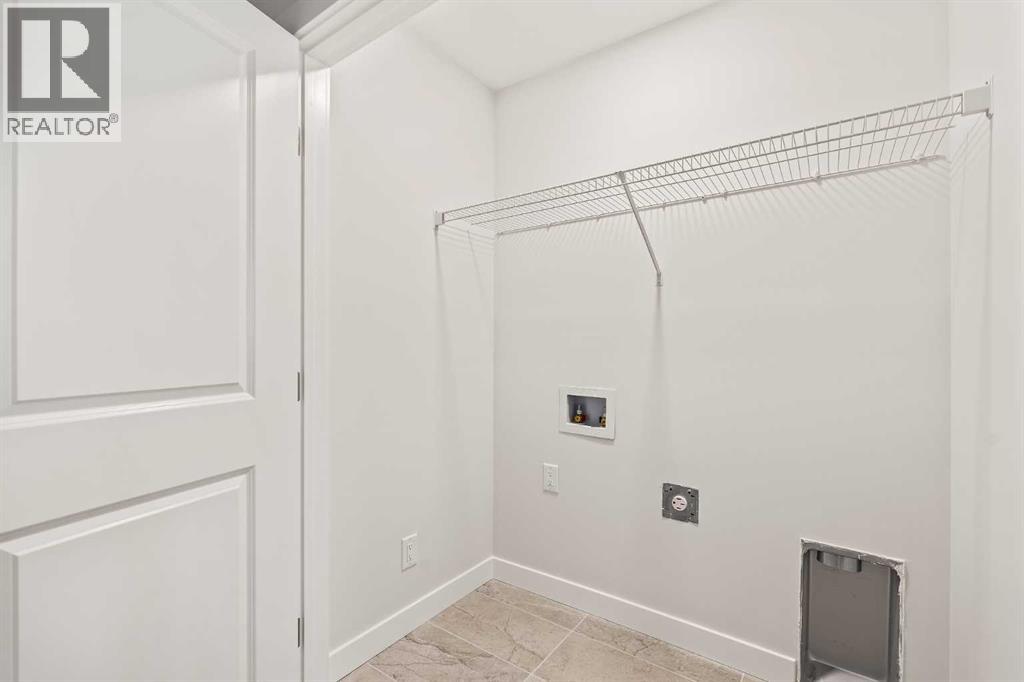 Single Family House for Sale in  Creekstone Circle SW Pine Creek Calgary 