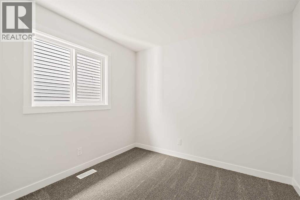 Single Family House for Sale in  Creekstone Circle SW Pine Creek Calgary 