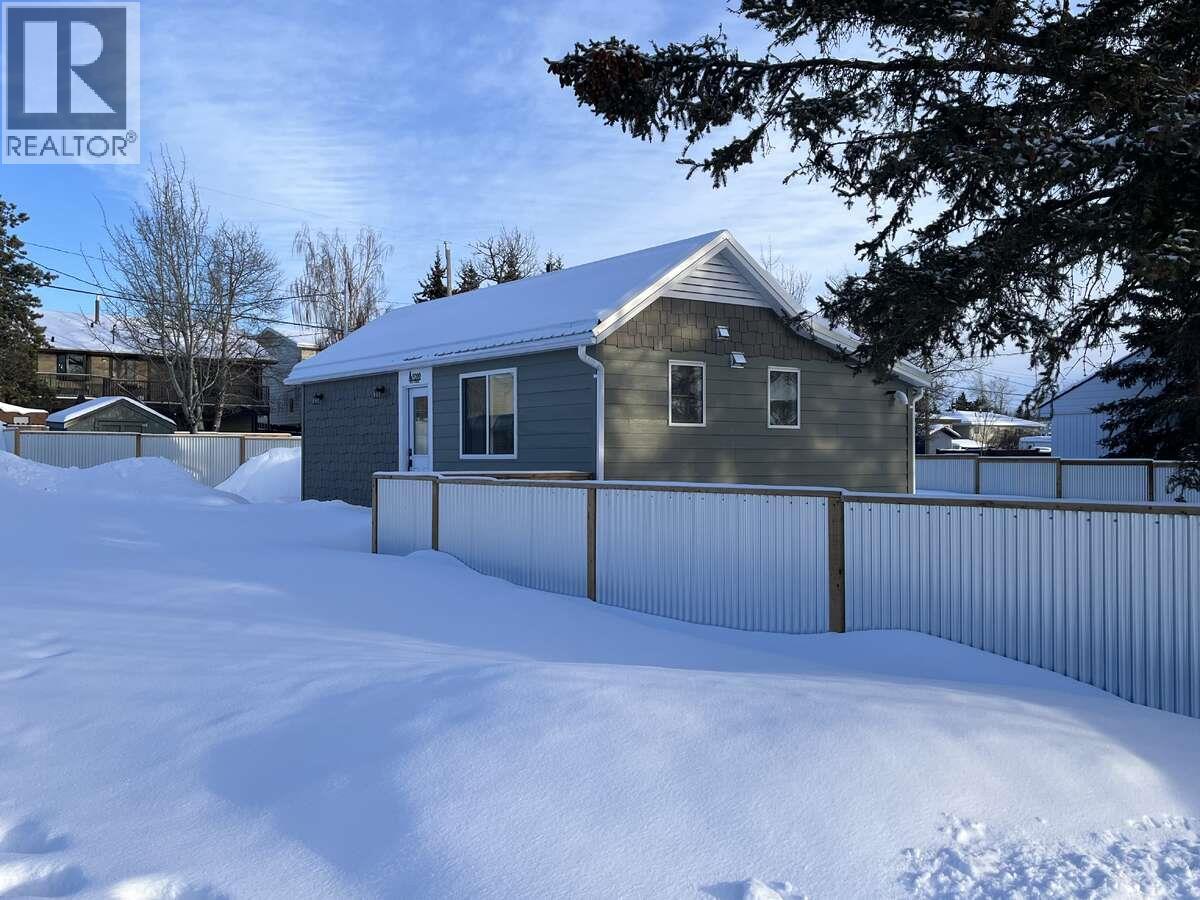 9200 8 Street, Dawson Creek