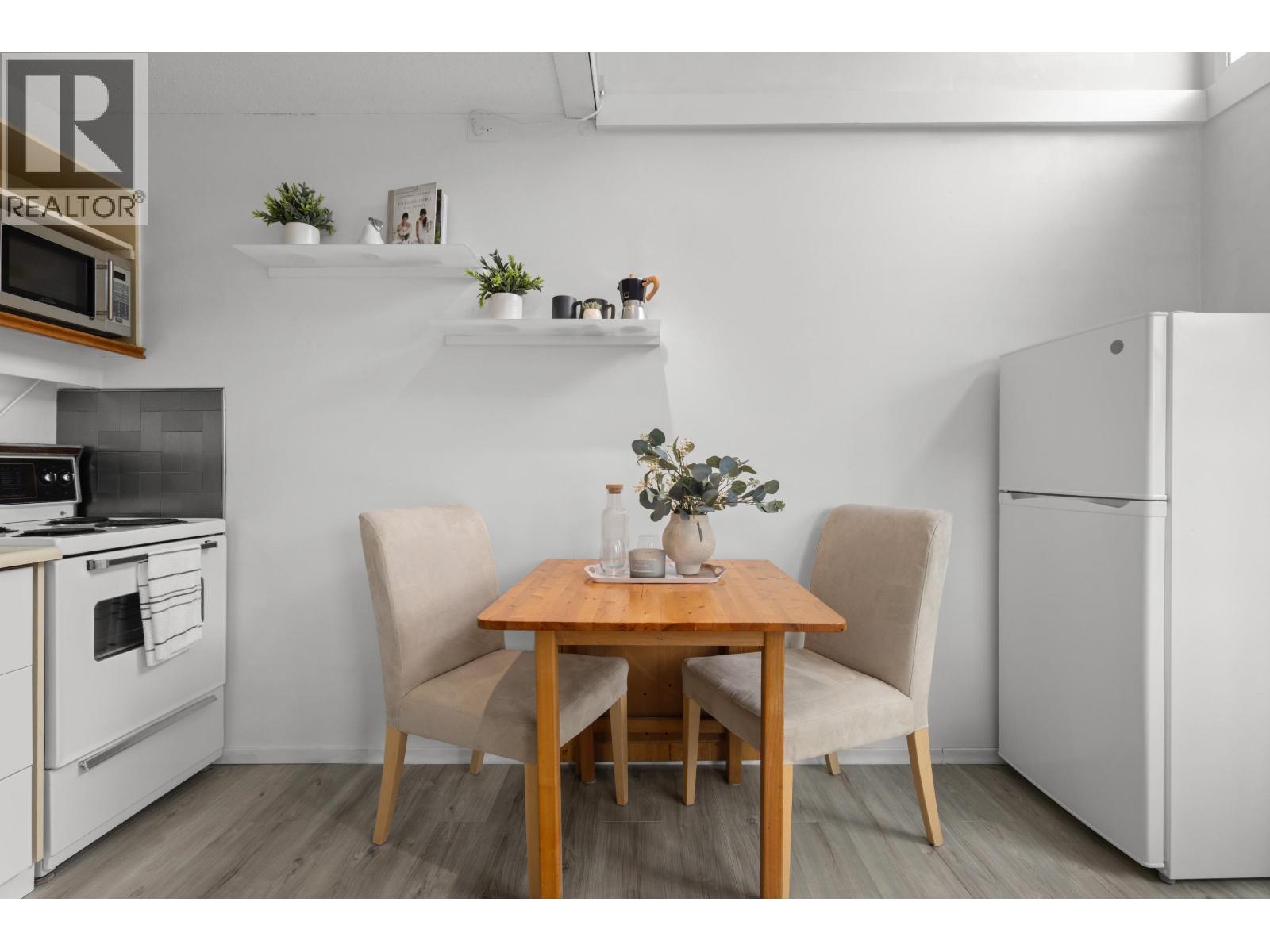 1 2166 SARAJEVO DRIVE, Whistler