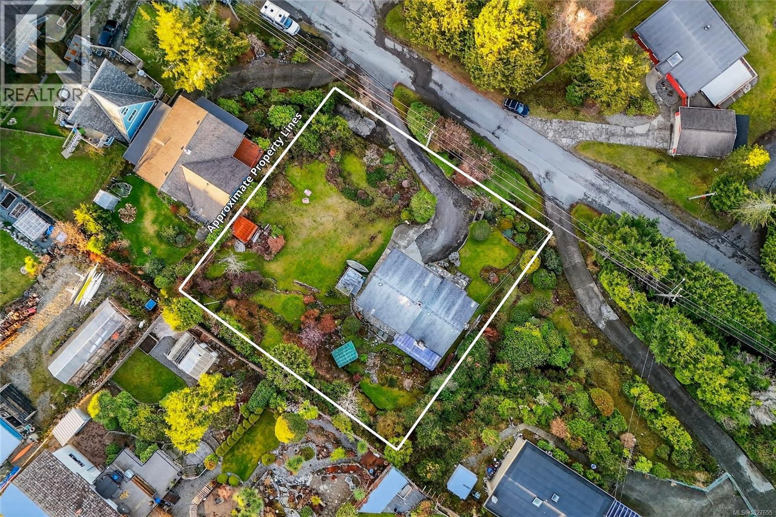 1148 & 1156 Helen Rd, Ucluelet