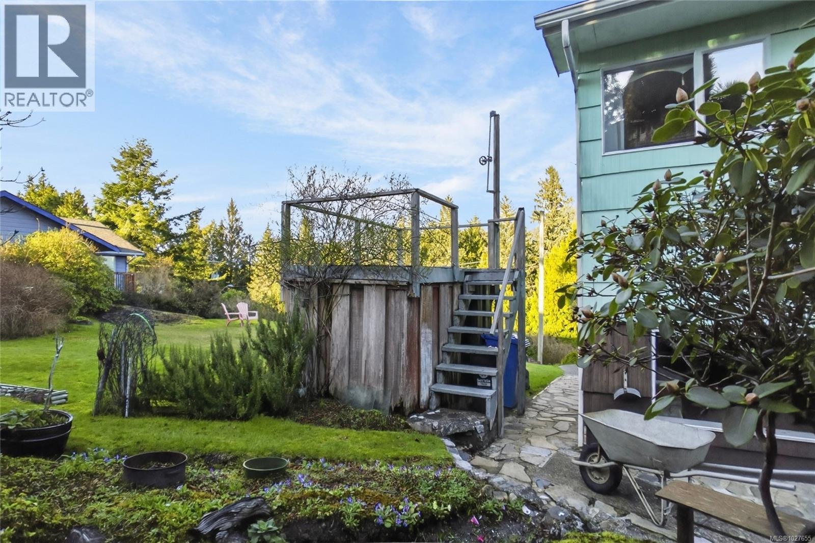 1148 & 1156 Helen Rd, Ucluelet