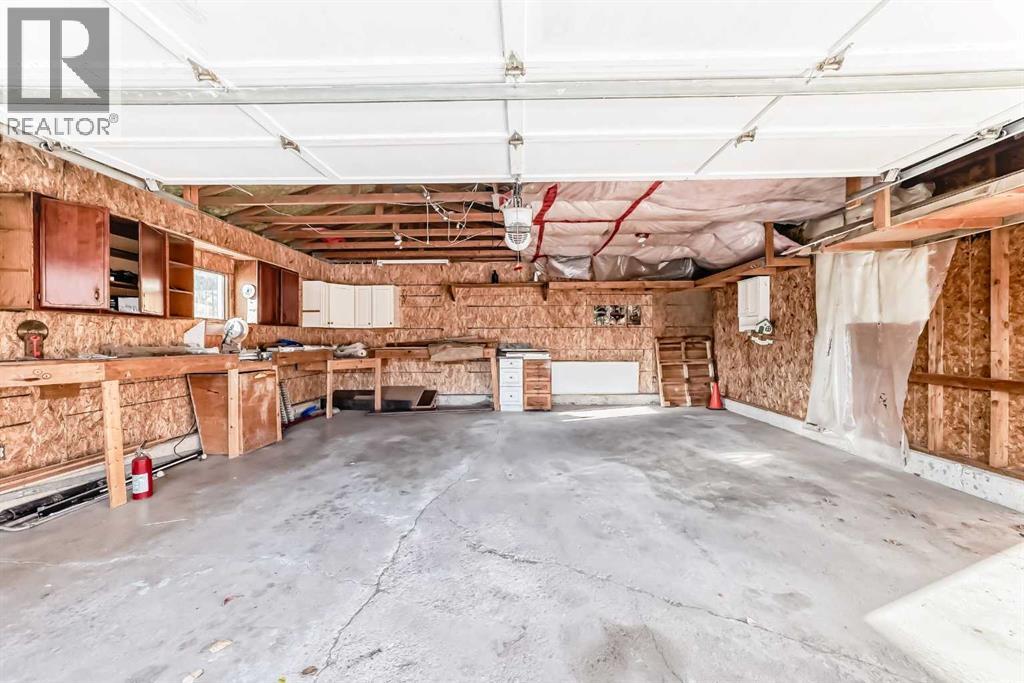 Single Family House Bungalow for Sale in  Dalrymple Crescent NW Dalhousie Calgary 