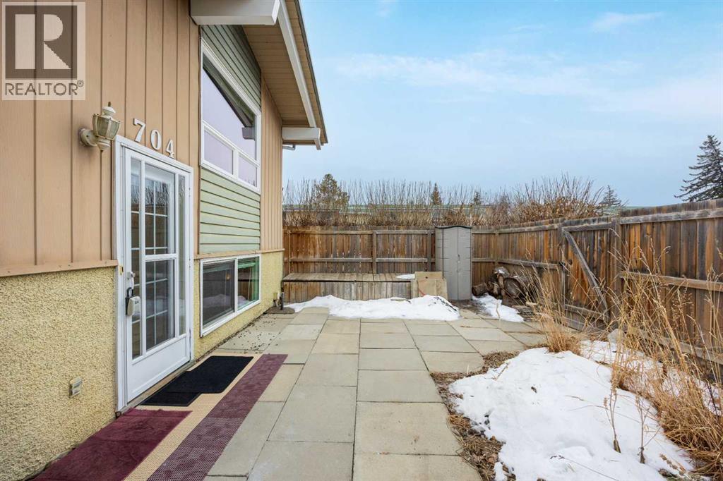 Single Family House Bi-level for Sale in   Bonaventure Drive SE Willow Park Calgary 