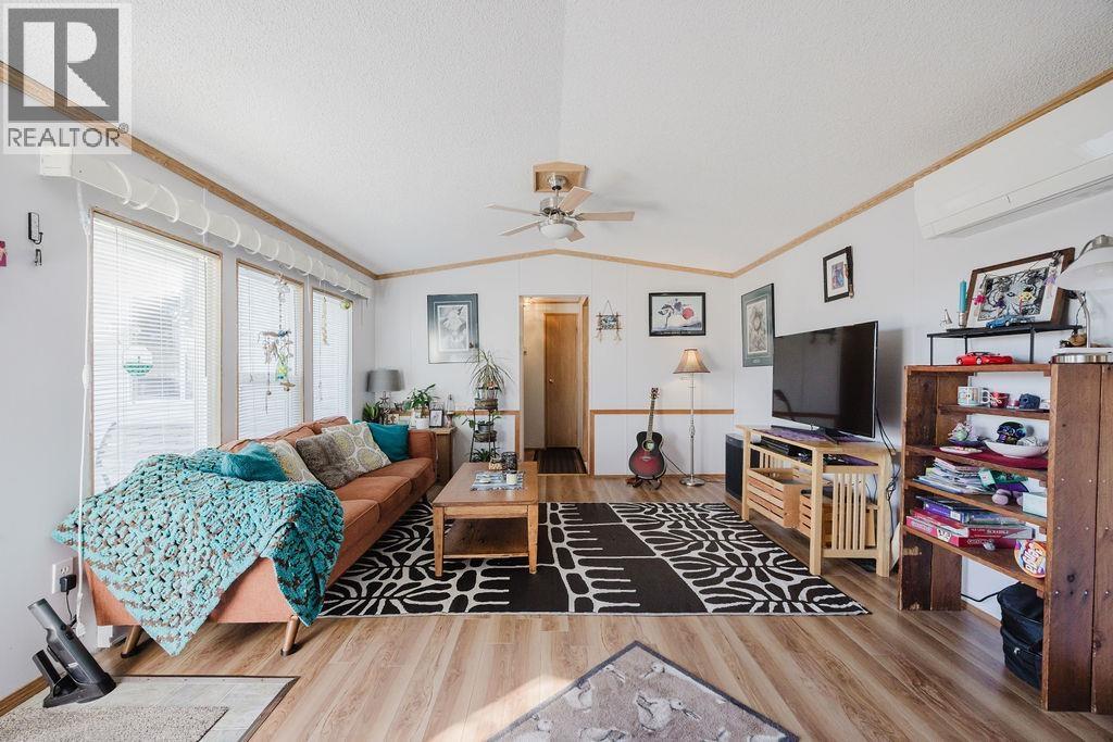 753 STEINBRUNNER ROAD, Gibsons