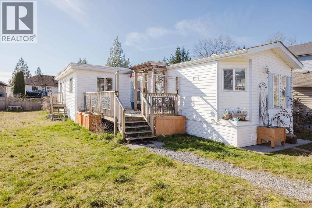 753 STEINBRUNNER ROAD, Gibsons